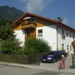 Apartment Ferienwohnung Maier, Piding