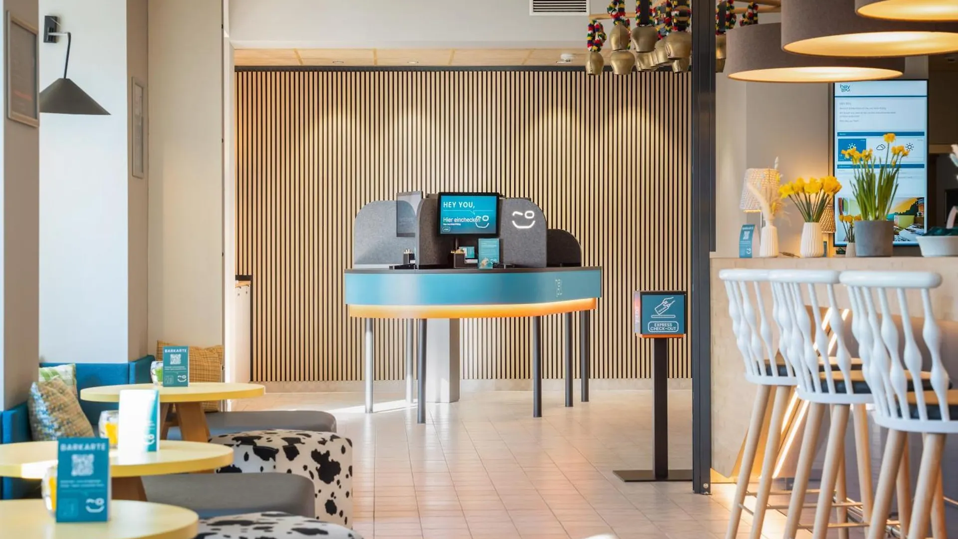 Hey Lou Hotel Piding